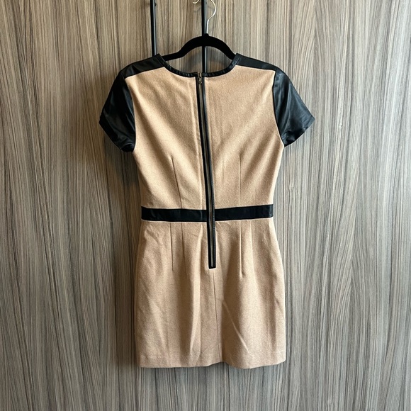 Club Monaco Wool Blend Lined Dress with Leather Trim Size 4 - Picture 4 of 6